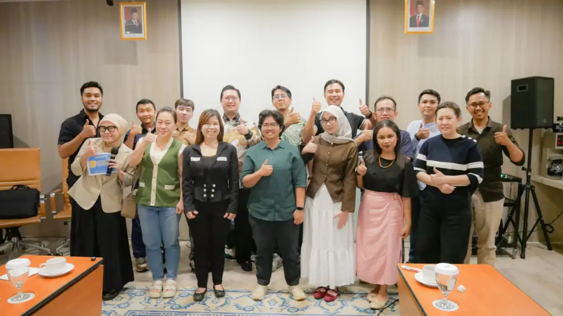 DR. Mulyono membawakan materi di seminar